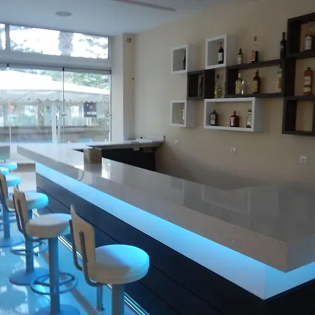 Paleos Apartahotel