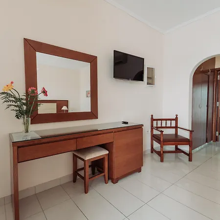 Apartahotel Paleos 3*