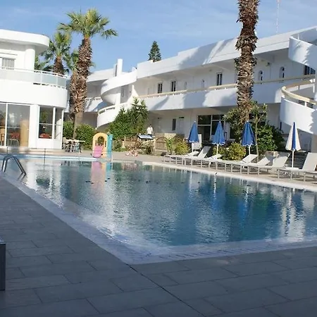 Apartahotel Paleos Ialisos