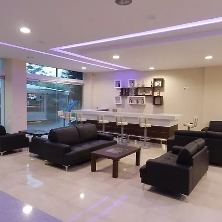 Paleos Apartahotel Ialisos