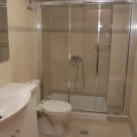 Apartahotel Paleos Ialisos