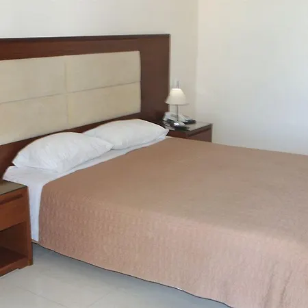 Apartahotel Paleos Ialisos