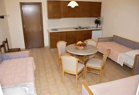 Aparthotel Paleos